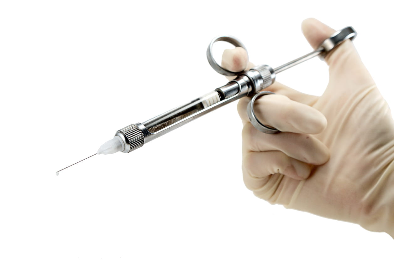 Dental syringe and needle